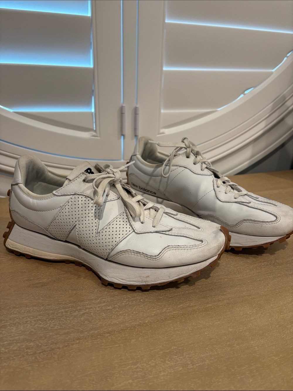 327 New Balance Ladies White Leather Runner Sneakers